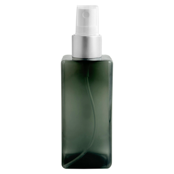 Czarna plastikowa butelka z aluminiowym srebrnym sprayem, 125 ml w sklepie internetowym Beauty Hunter