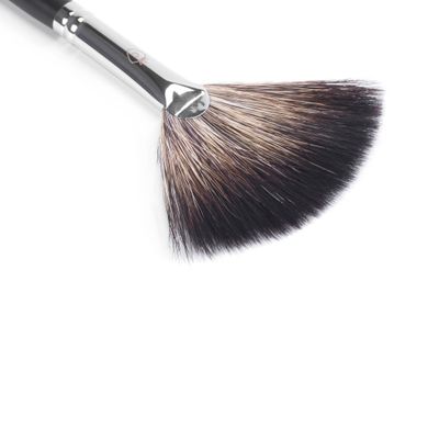 Szczotka wachlarzowa CTR W0134 czarne włosie jenota w sklepie internetowym Beauty Hunter