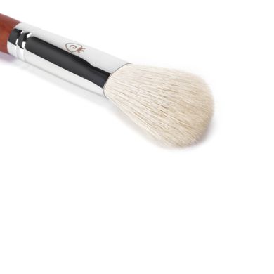 Brush for applying blush and bronzer CTR W0170 red goat hair