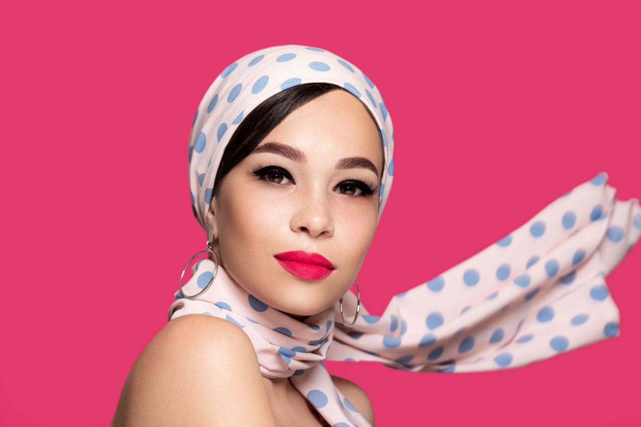 Makeup by Toma Zaliznyak. Image with a headscarf